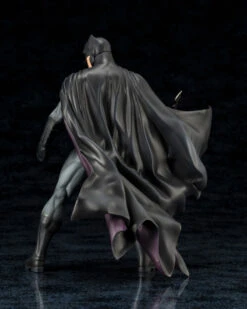 Kotobukiya ARTFX+ Batman Rebirth 1/10 PVC Figure ( IN STOCK ) -Kurama Toys Store 0ac634553f6637df66c027a65574da91baa321fe 640x800 58356.1538728314