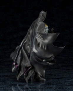 Kotobukiya ARTFX+ Batman Rebirth 1/10 PVC Figure ( IN STOCK ) -Kurama Toys Store 4645b3b9d589c7a928fdc9da4e2e4f0ce2fb5429 640x800 55480.1538728314