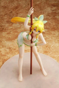 Leafa Sexy Bikini De Parasol 1/7 PVC Figure -Kurama Toys Store 81sg4AfAPEL. SL1500 32856.1441964417