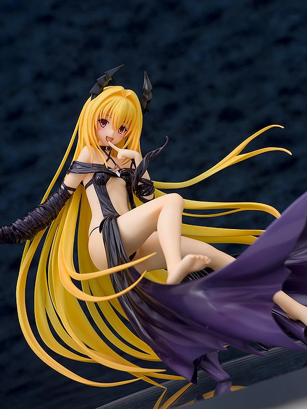 AQUAMARINE Golden Darkness -Trance Of Darkness- 1/8 PVC Figure 3 AQUAMARINE Golden Darkness -Trance Of Darkness- 1/8 PVC Figure