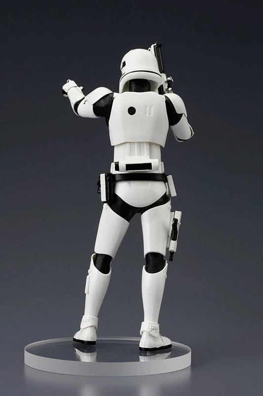 Kotobukiya ARTFX+ First Order Storm Trooper 2 Pack 1/10 PVC Figure 6 Kotobukiya ARTFX+ First Order Storm Trooper 2 Pack 1/10 PVC Figure - Image 4
